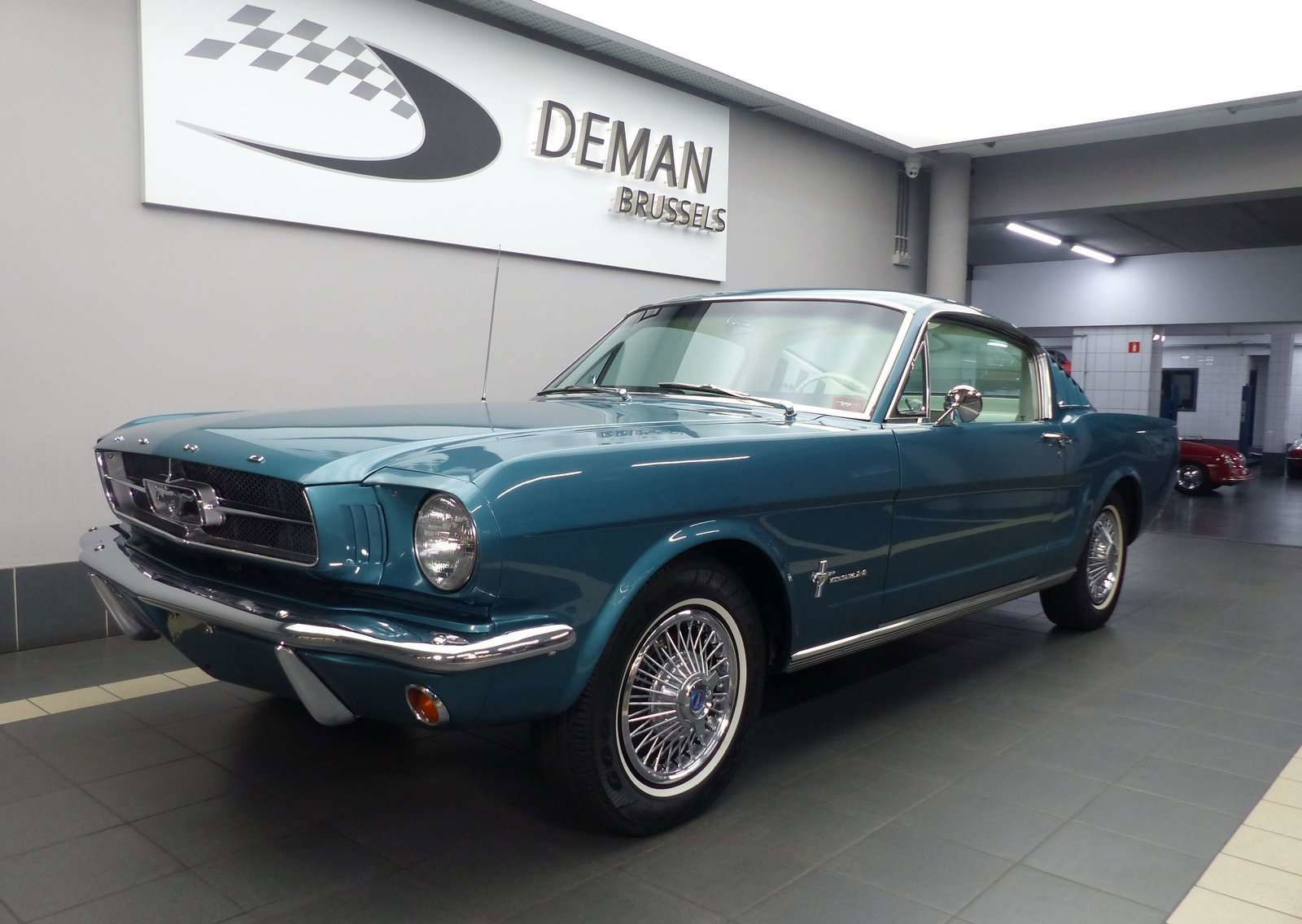 Ford Mustang Fastback * manual gearbox * 200 c.i. * matching