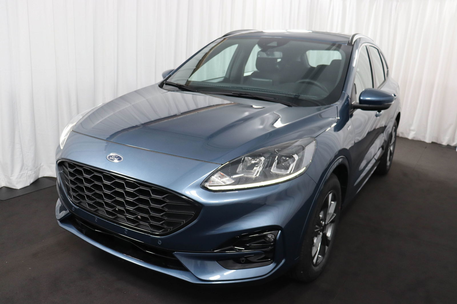 Ford Kuga ecoboost FWD st-line 150