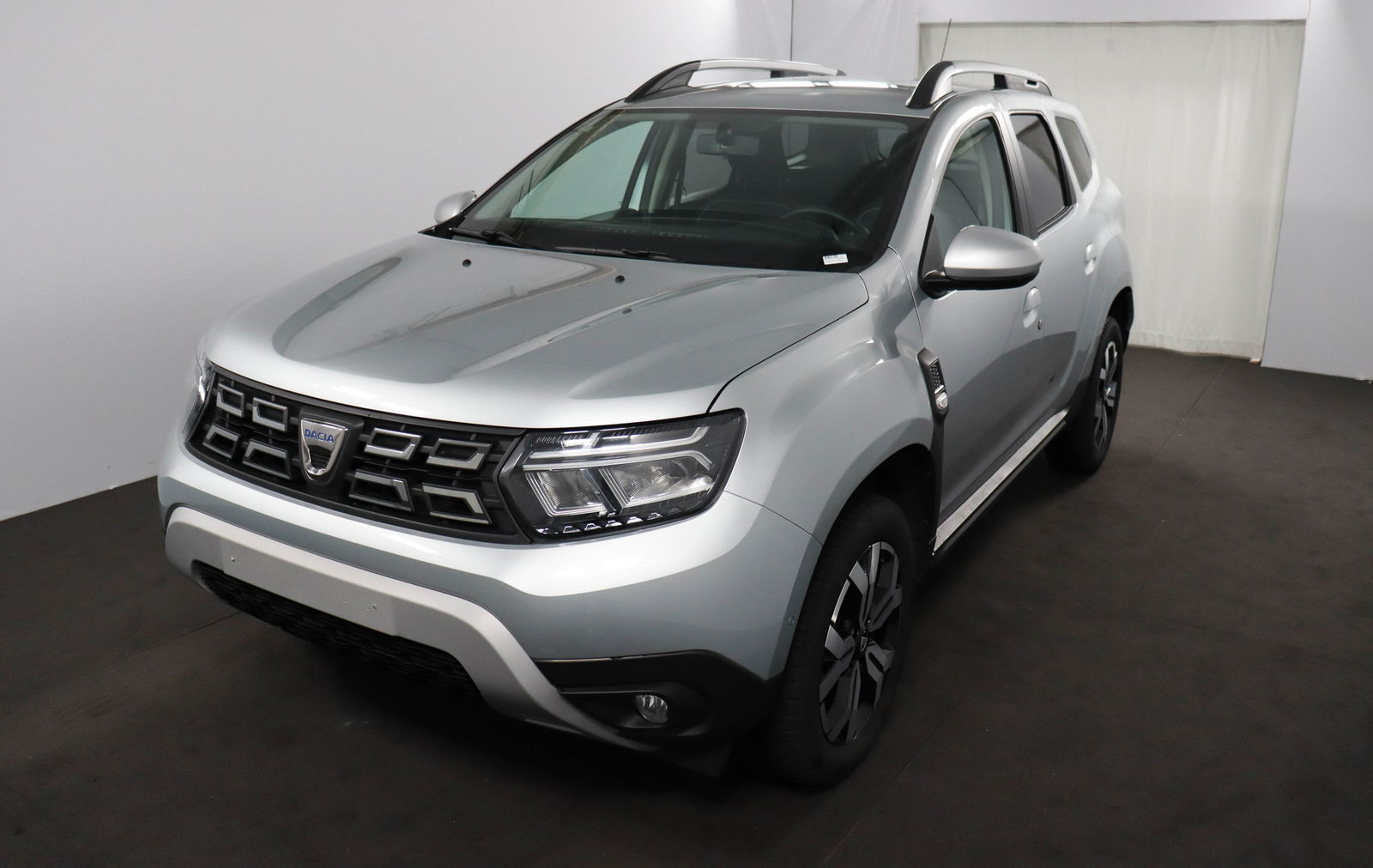 Dacia Duster blue dci prestige 116