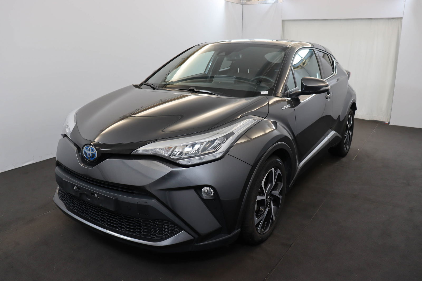 Toyota C-HR vvt-i hybrid c-lub mono-tone e-cvt 98 AT