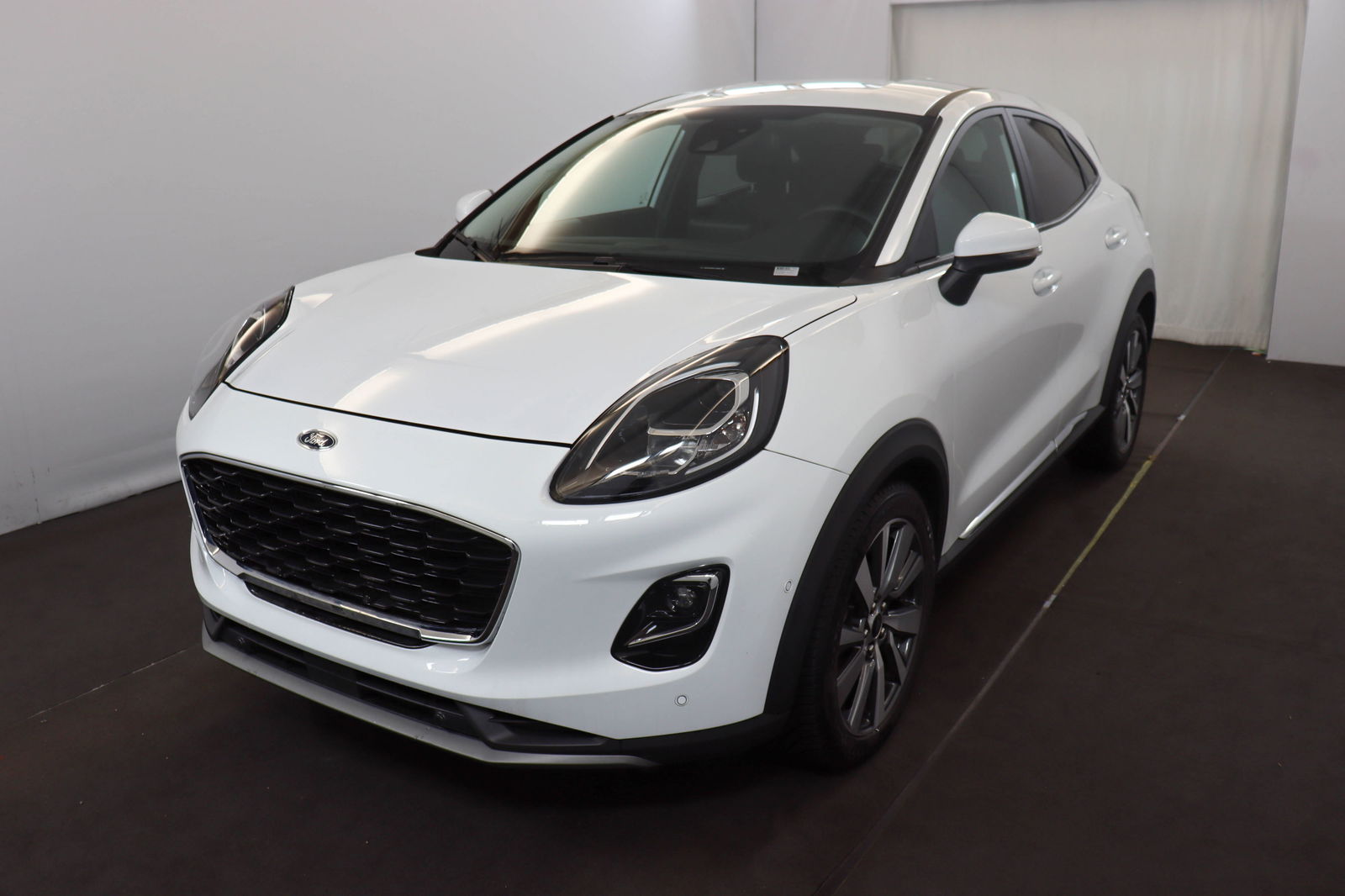 Ford Puma ecoboost titanium 125 AT