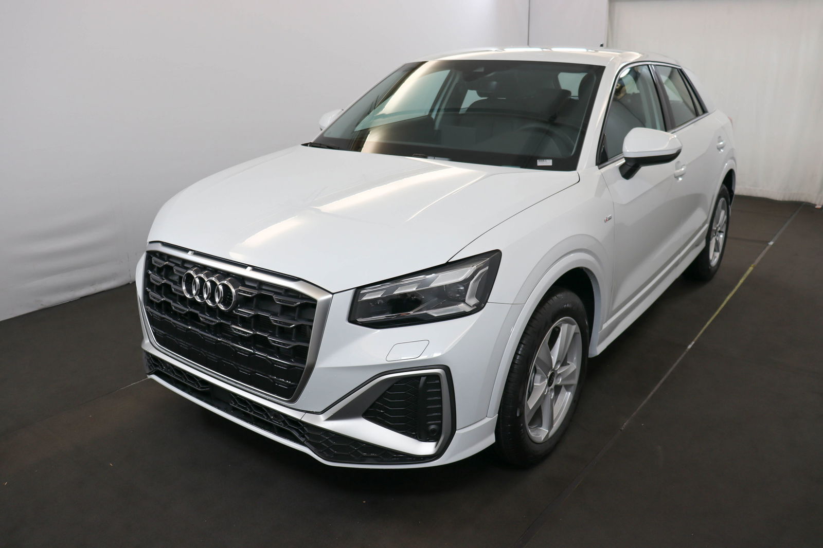 Audi Q2 tfsi s line 110