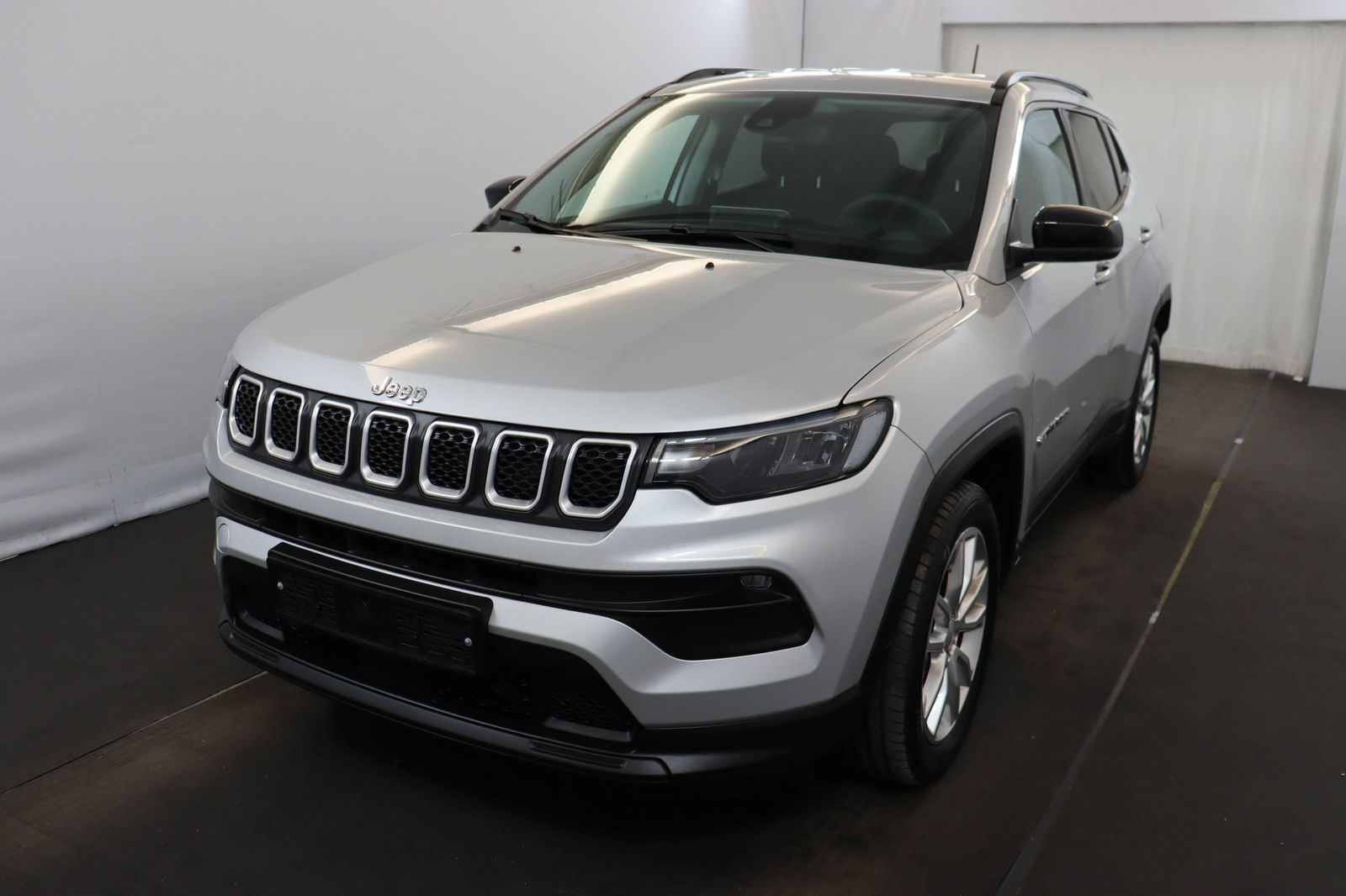 Jeep Compass turbo 4x2 longitude 131