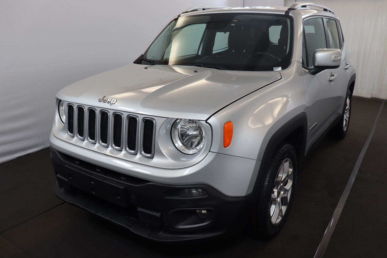 Jeep Renegade 1.6 mjd black star adblue 120