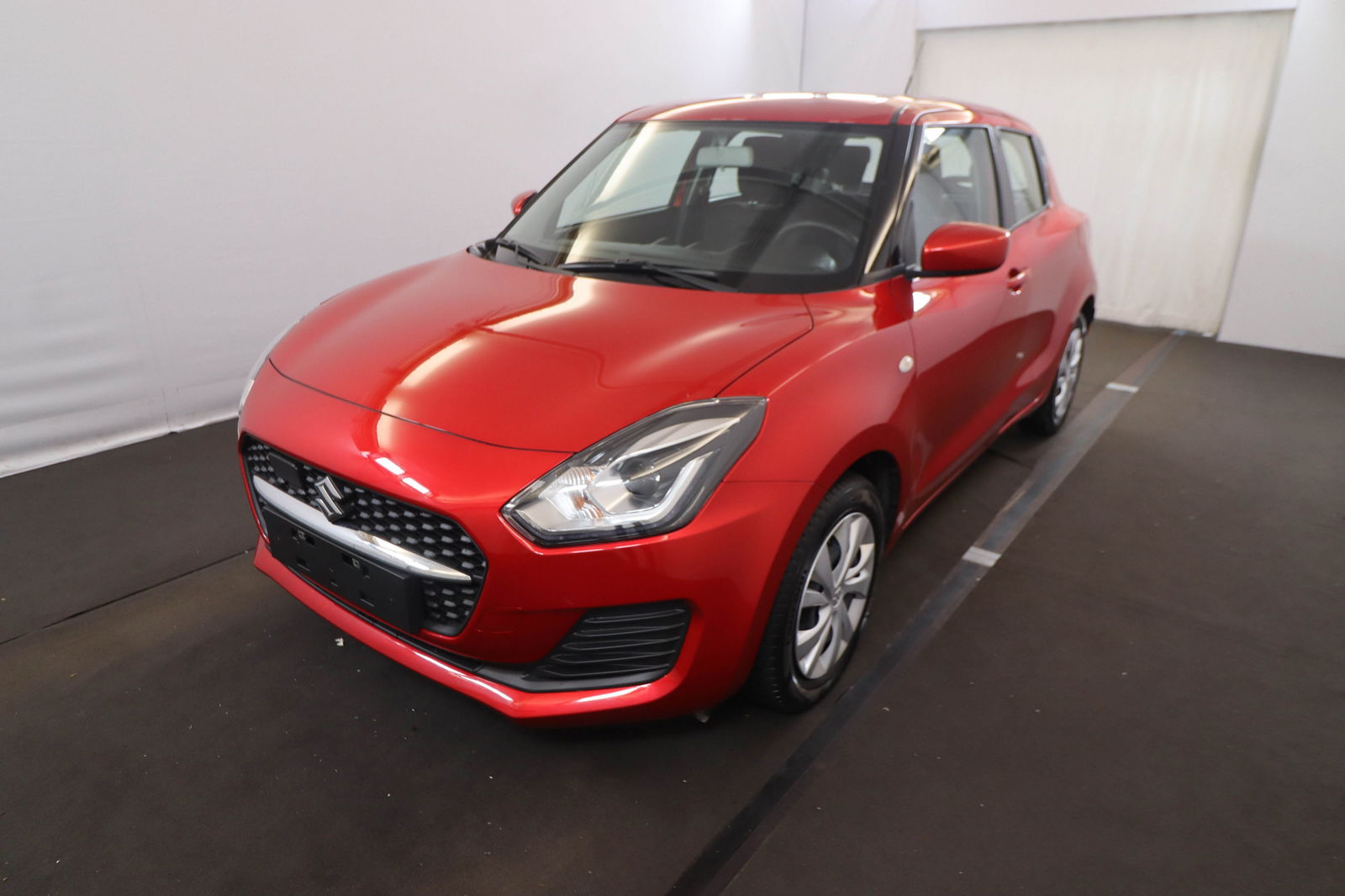Suzuki Swift shvs GL 12V 83