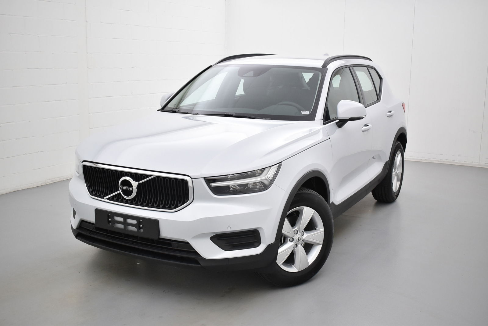Volvo XC40 T3 momentum core geartronic 163 AT