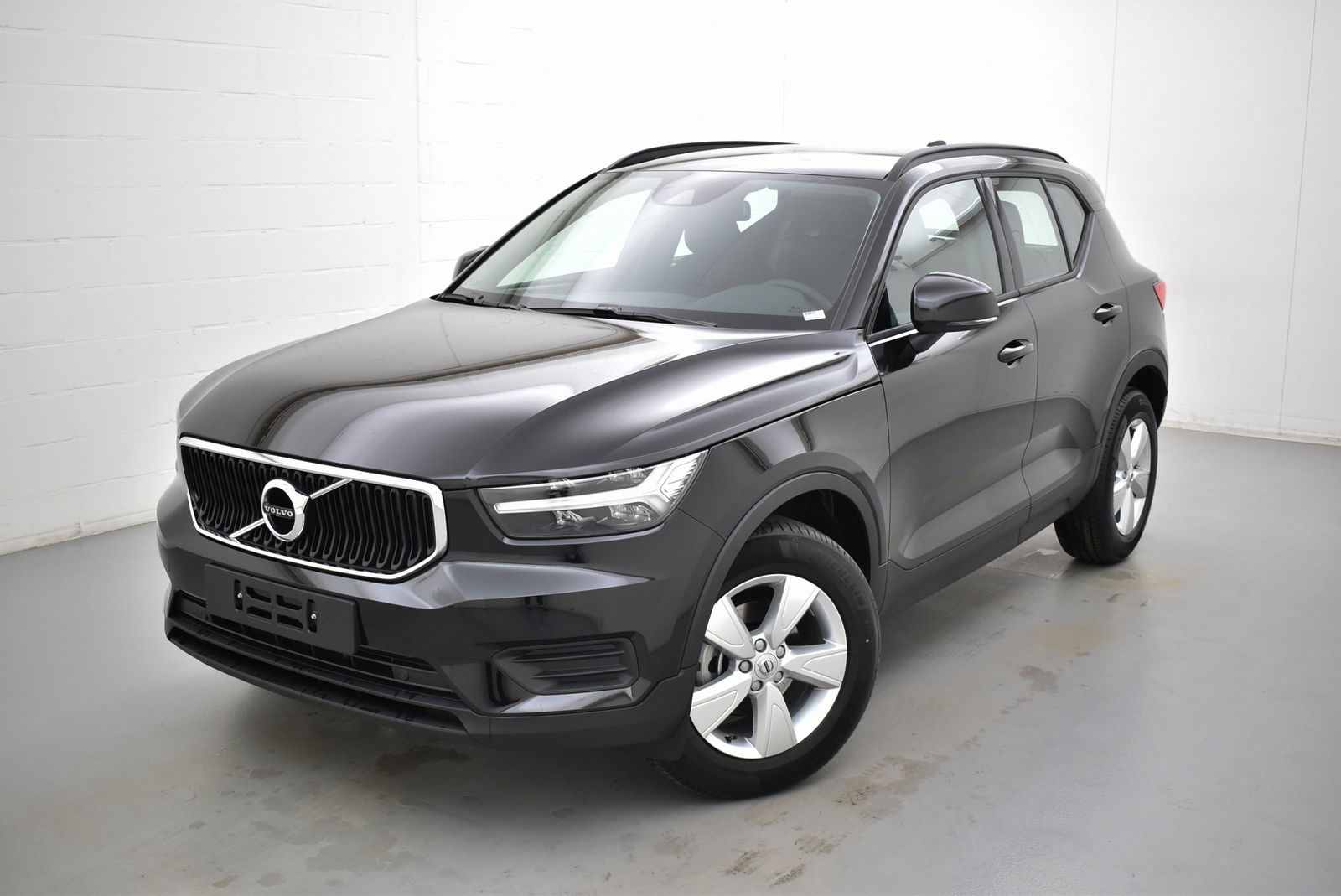 Volvo XC40 T3 momentum core geartronic 163 AT