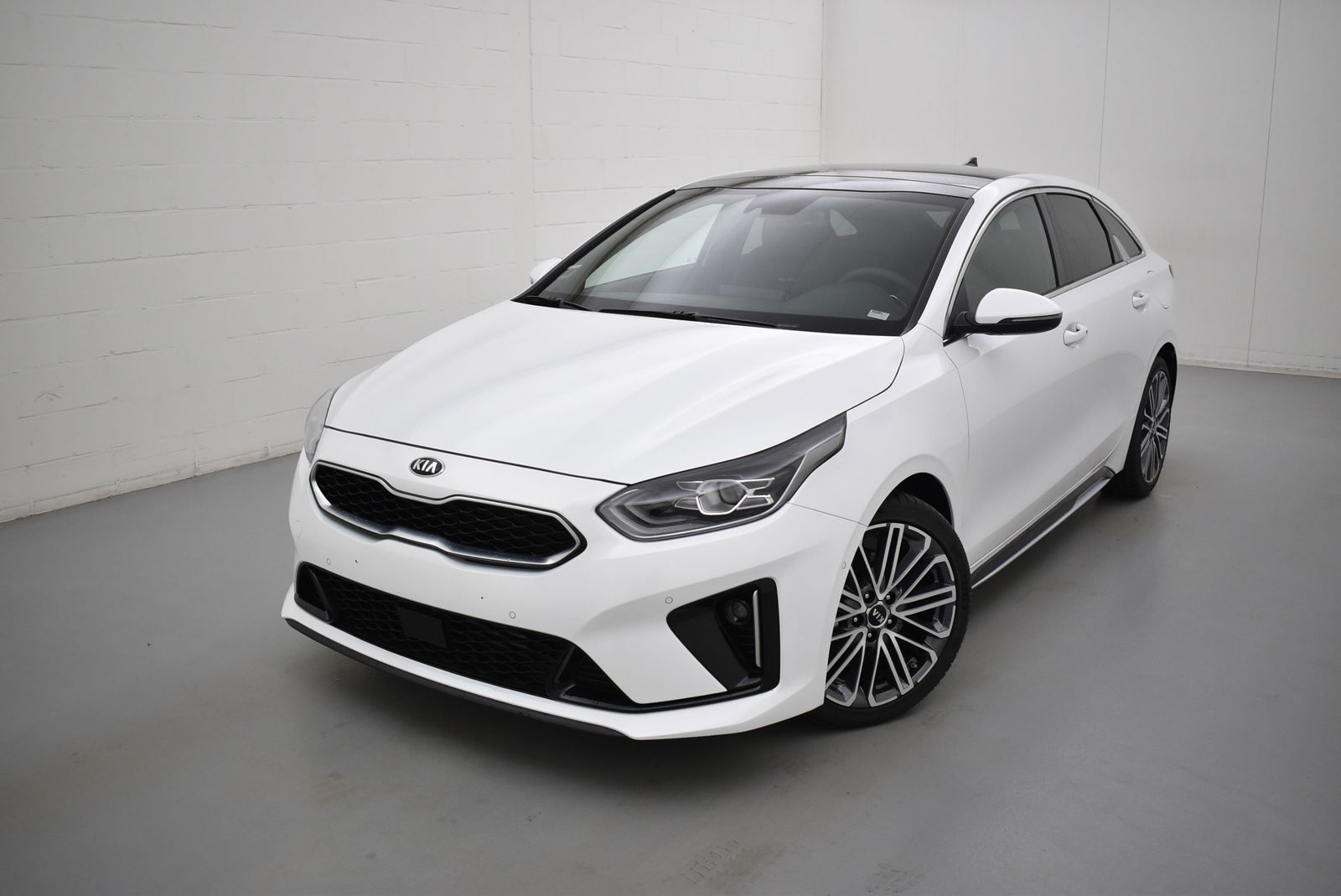 Kia ProCeed gt-line t-gdi 140 DCT ISG