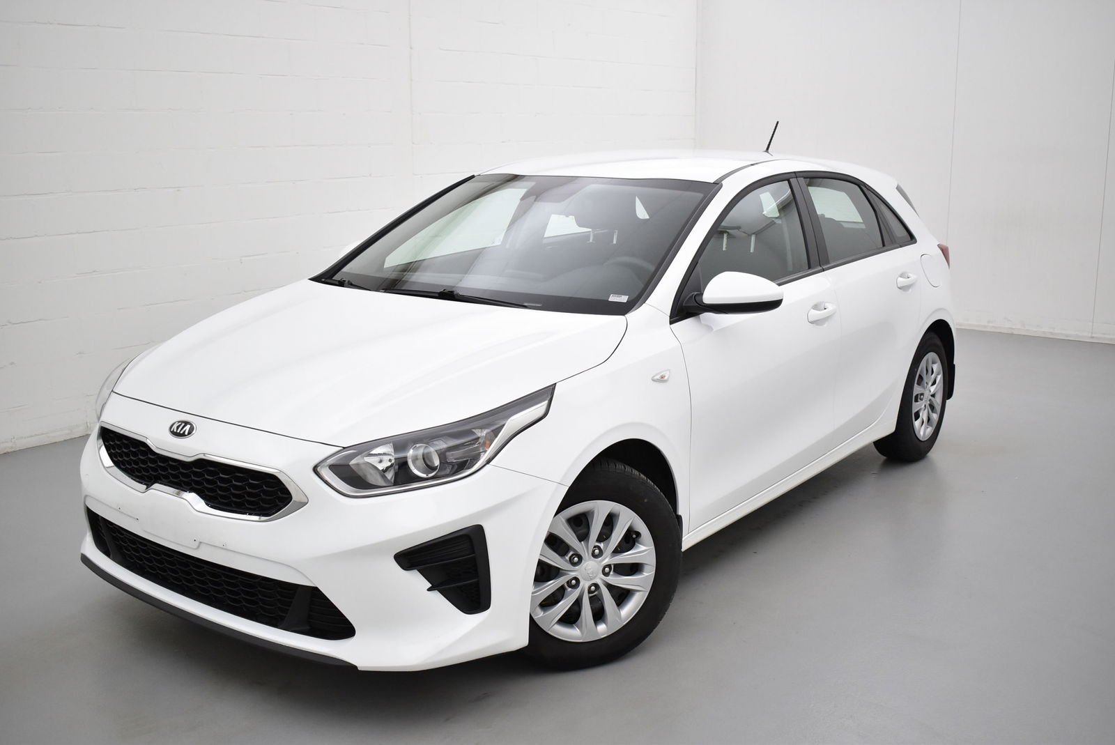 Kia Ceed must 100