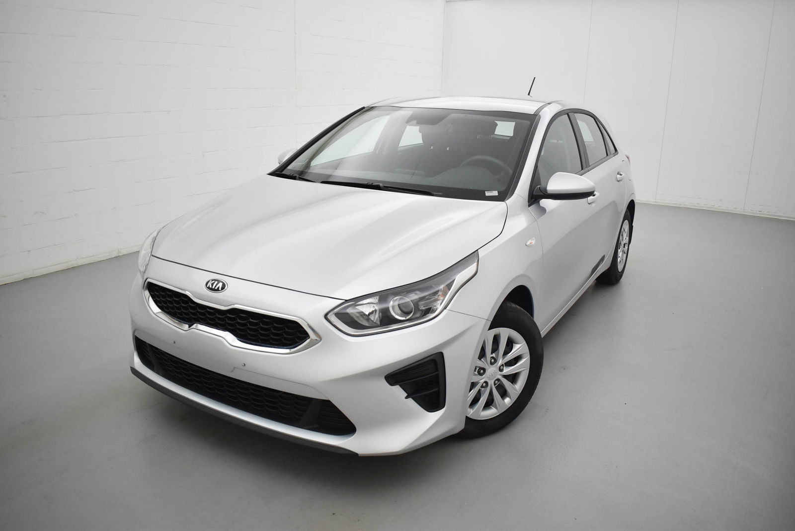 Kia Ceed must 100