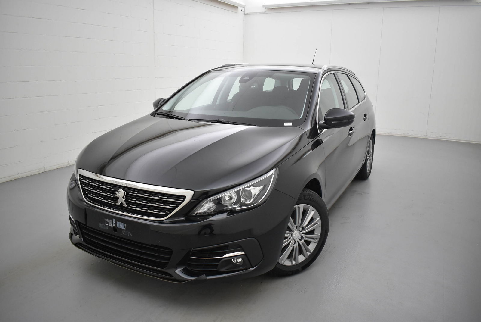 Peugeot 308 SW puretech allure S&S 130 AT