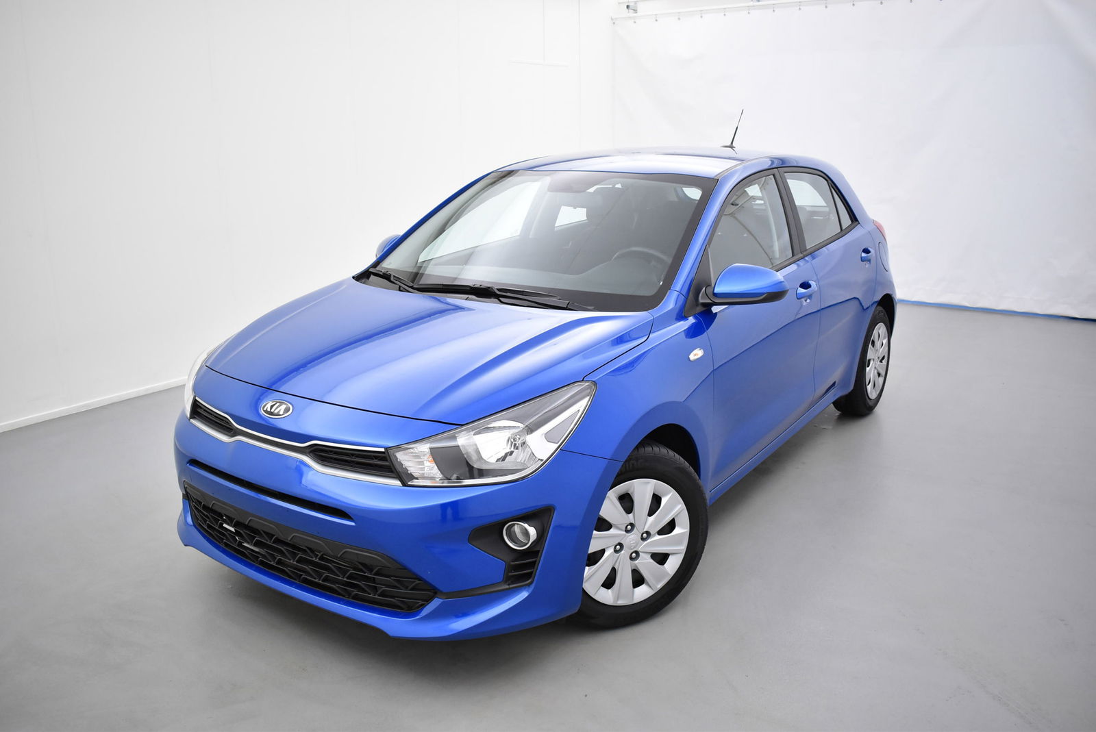 Kia Rio must 84