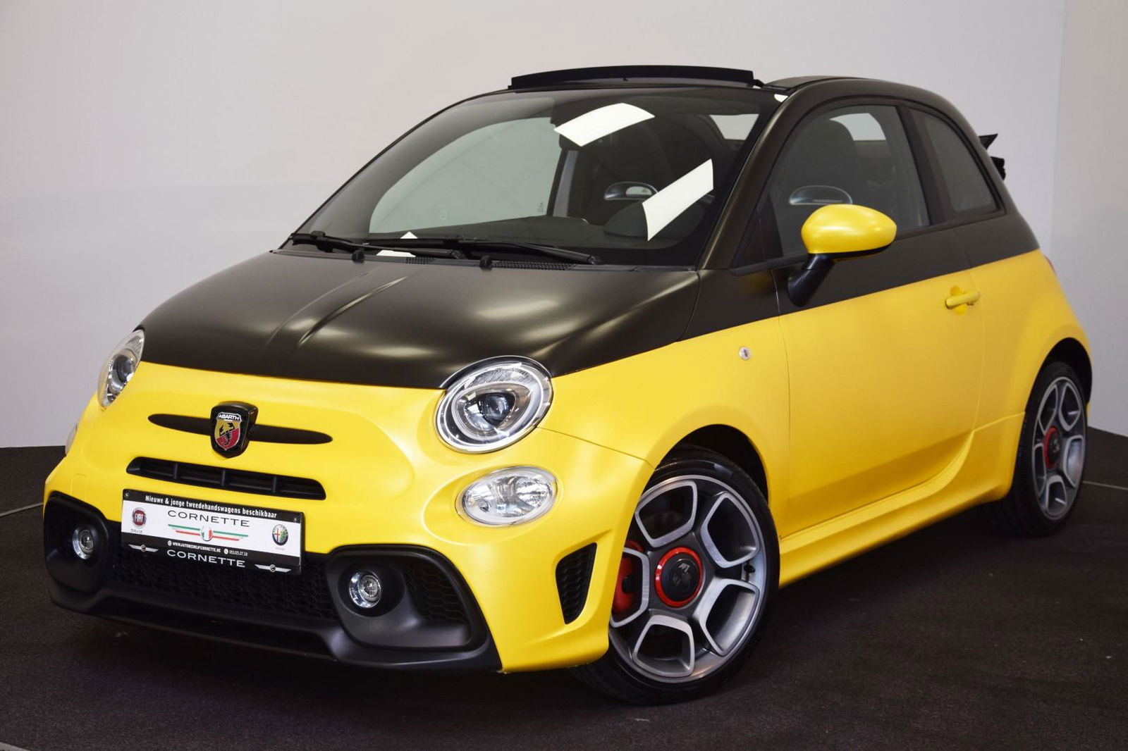 Abarth 595C Dab Navi Sensoren 1.4 Benzine