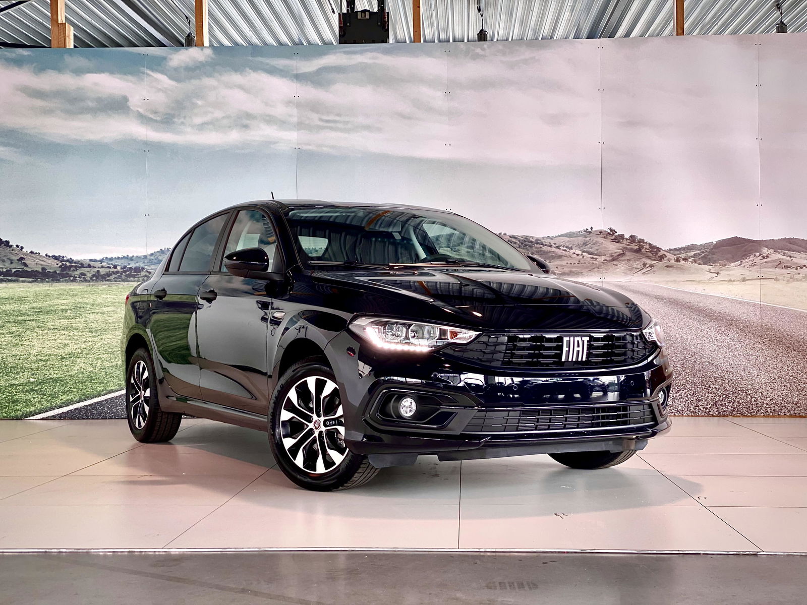 Fiat Tipo City Life Sedan - 1.0 FireFly 1.0 FireFly 100
