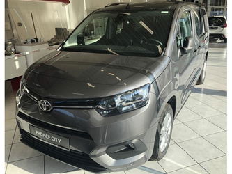 Toyota ProAce City MPV STOCK DIRECT LEVERBAAR 1.2L Petrol