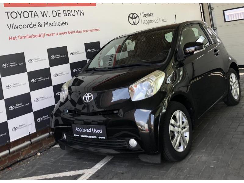 Toyota iQ sol 1,0 VVT-i 5MT