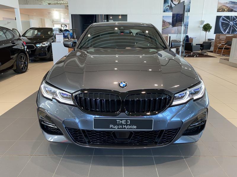 BMW 330 Berline