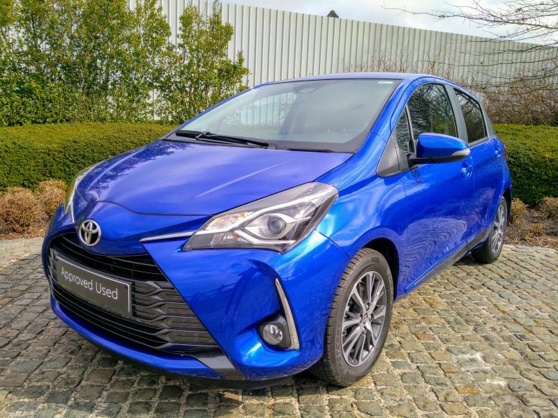 Toyota Yaris Y20 + REAR SENSORS 1.5 benzine