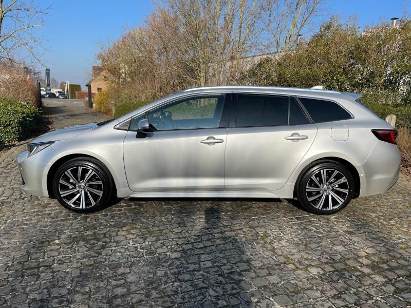 Toyota Corolla Style 1.8 Hybrid