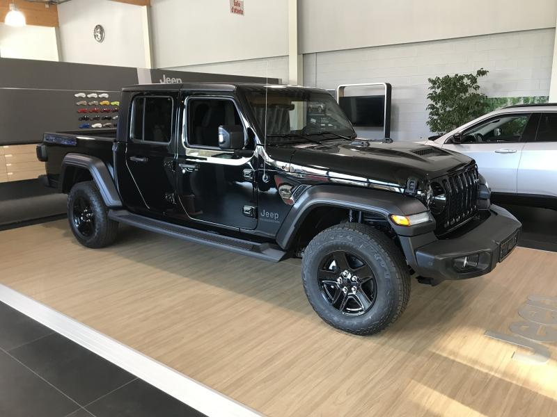 Jeep Gladiator SPORT 3.0 V6 CRD