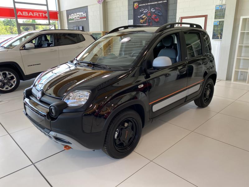 Fiat Panda CROSS GARMIN 1.0 HYBRID
