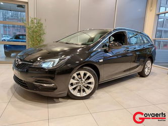 Opel Astra Sports Tourer Innovation