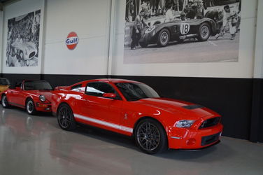 Ford Mustang Shelby GT500 SVT Performance Package (2011)