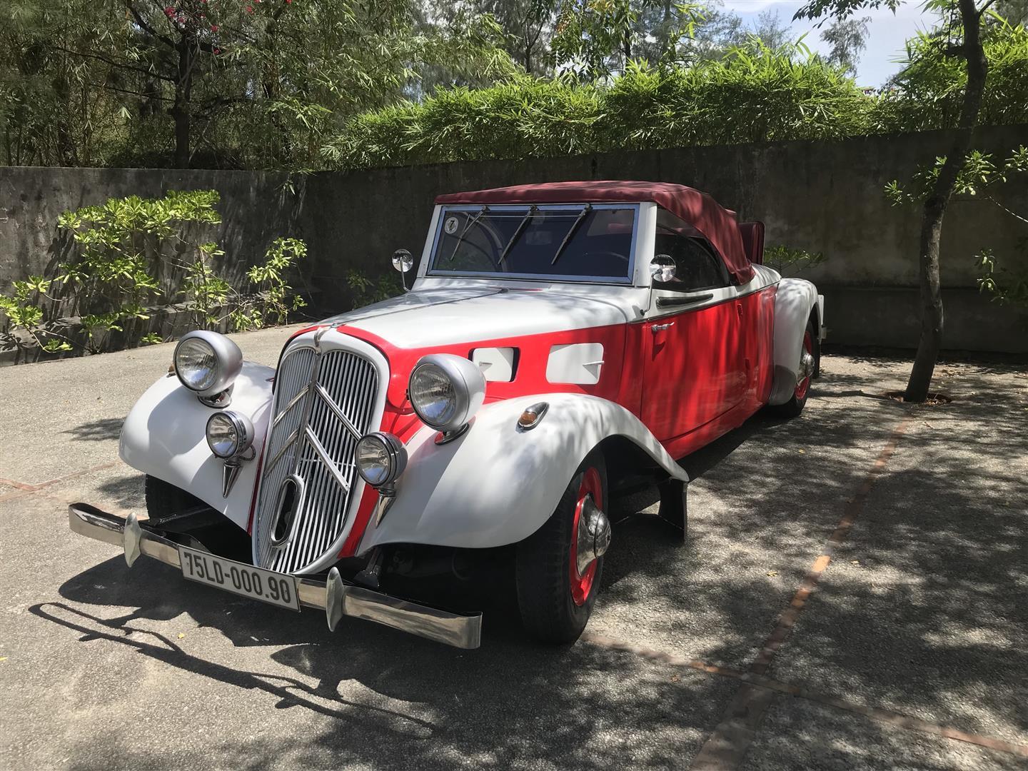Citroen Roadster 11B red white
