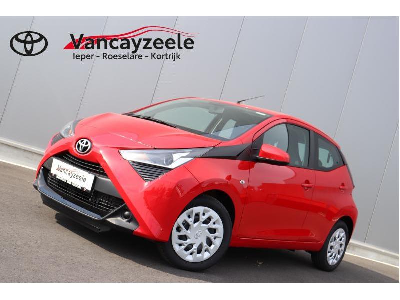 Toyota Aygo x-play2 + AIRCO 1.0 VVT-i 5MT