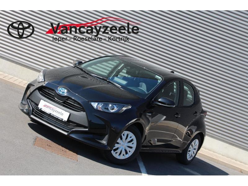 Toyota Yaris Dynamic + NAVI 1.5 Hybrid
