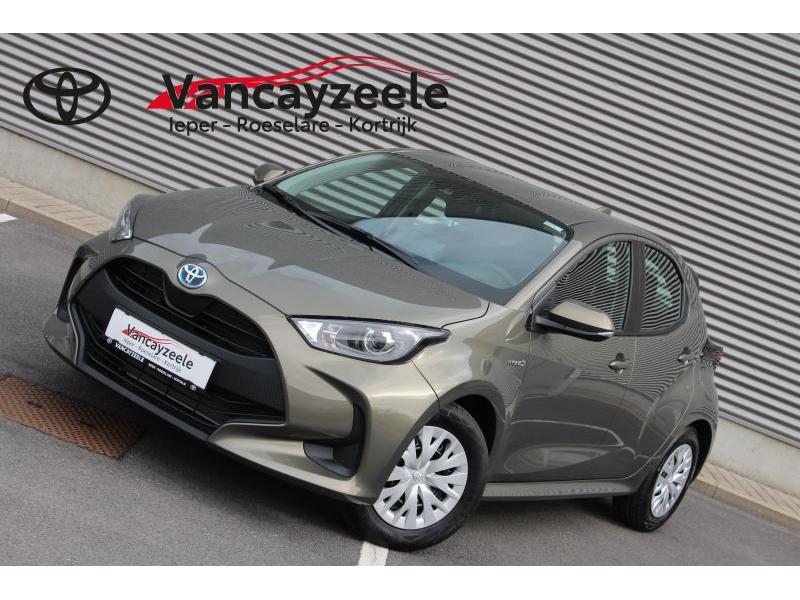 Toyota Yaris Dynamic+CAMERA+DAB+APPLE CAR P 1.5 Hybrid