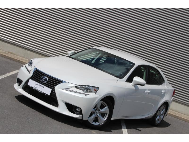 Lexus IS 300h Business +LEDER+GPS+PARKPILOT 300h - E-CVT