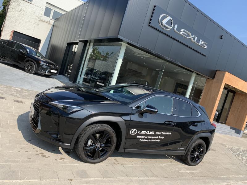 Lexus UX 250h Black Line 2.0L HEV