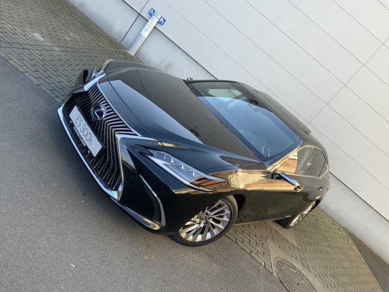 Lexus ES 300h Privilege + Digital Mirror + n 2.5 TNGA HV