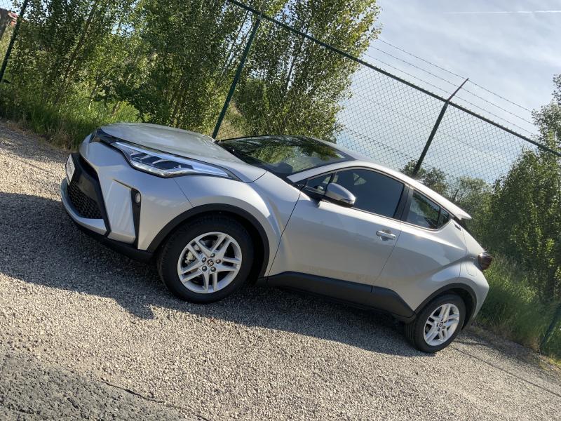 Toyota C-HR C-ENTER 1.8L Hybrid