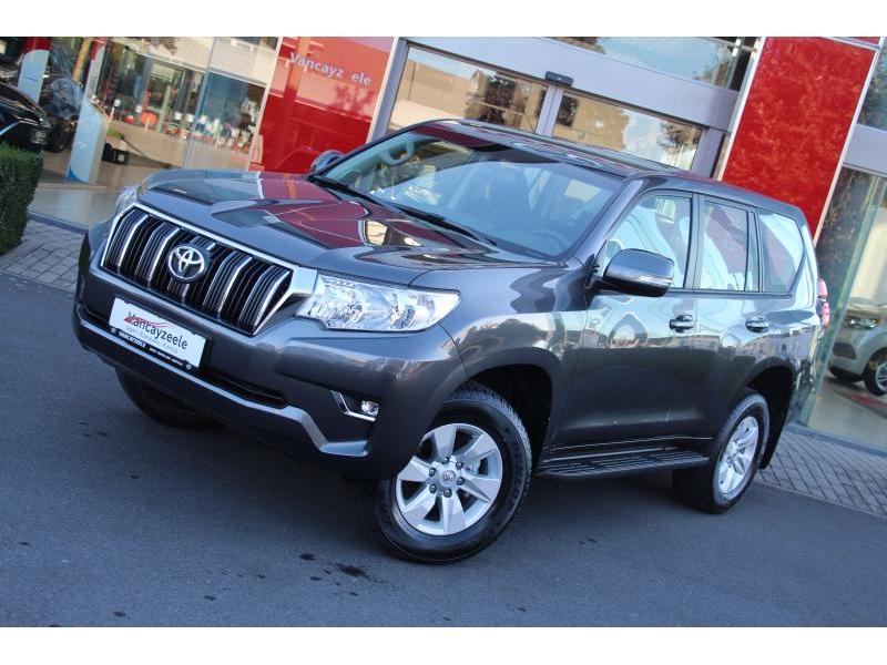 Toyota Land Cruiser Country 48760€+BTW 2.8L Diesel