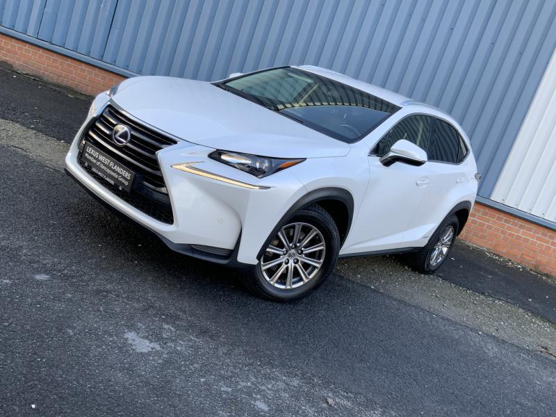 Lexus NX 300H Business Edition +camera+navi+ 300h AWD - E-CVT