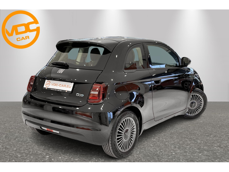 Fiat store 500e carplay