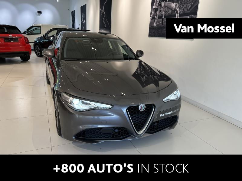 Alfa Romeo Giulia Super 2.2 JTD 2.2 JTD 136