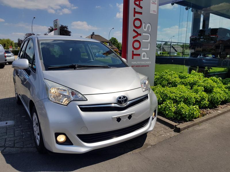 Toyota Verso S 1300 6MT Luna/Comfort 1.33 Dual VVT-i 6 MT