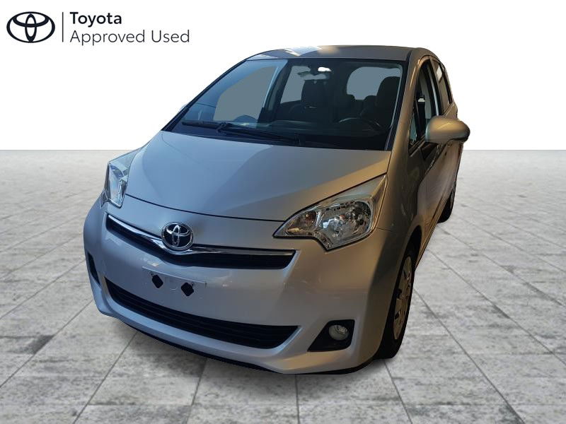 Toyota Verso S Luna 1.3 / 6MT 1.33 Dual VVT-i 6 MT